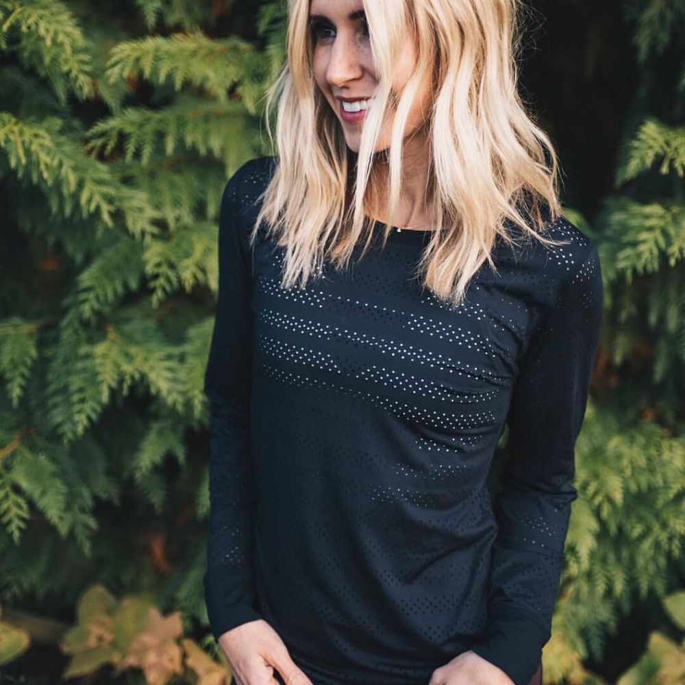 ZYIA Active Top Chill Perforated Athletic Stretch Layering Laser Cut Out Black